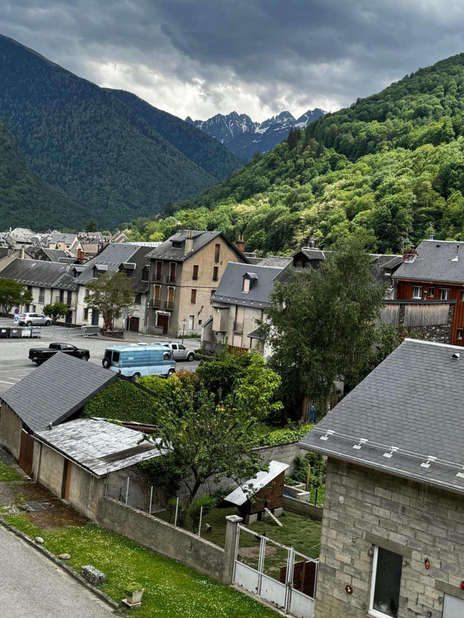 L'Appart Du Maupas, T3, Wifi, Parking Bagnères-de-Luchon Exterior foto